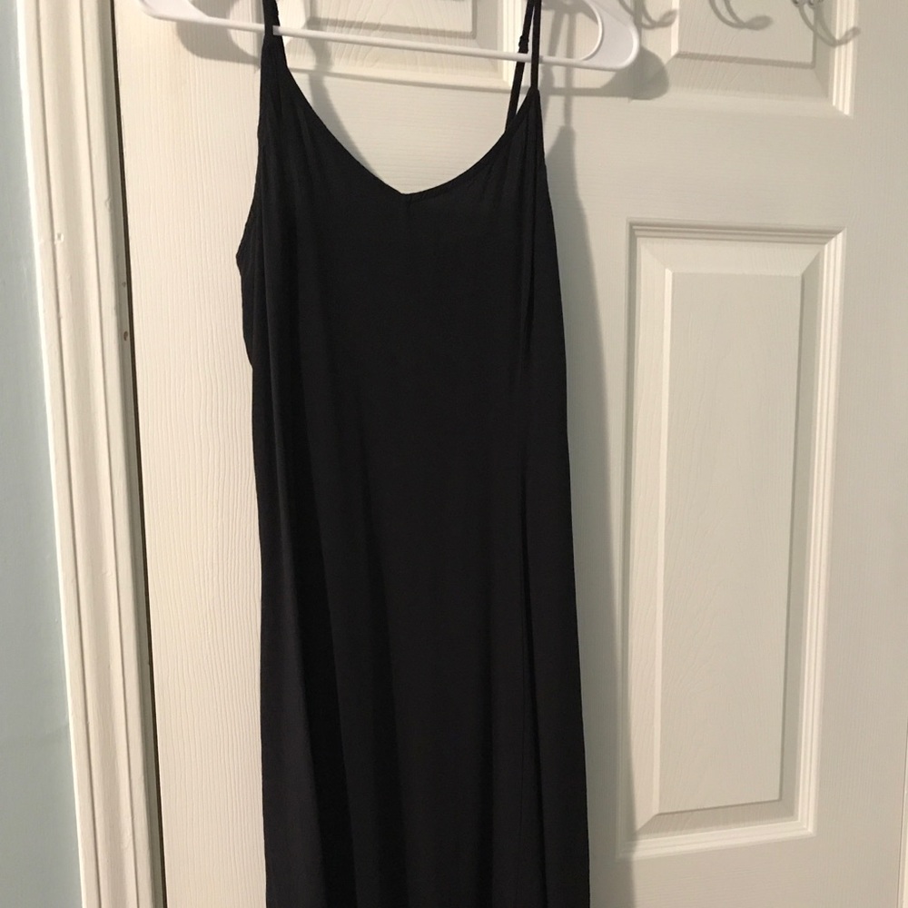 Black midi dress